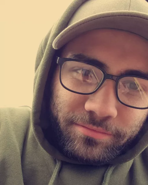 can someone love me yet? 🤣 by HudsonMS7326