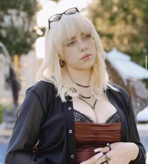 Can someone rp the sexy Billie by beautytease