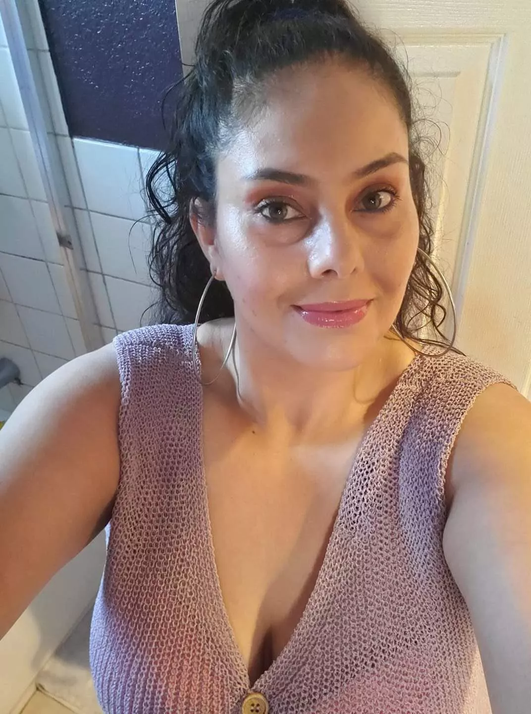 Can someone tribute my step mom Kik: andregomez8909 posted by [deleted]