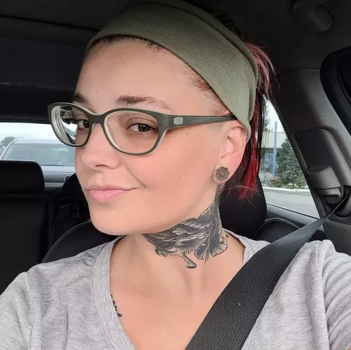 can u help me id her sc girl name. claims she was a suicide girl be around 2007ish. by darkprnc69