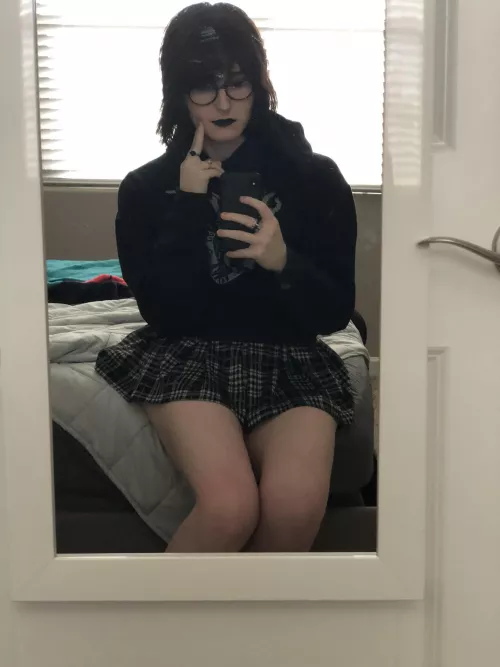 Can we be friends?😵‍💫 by Kiwiiez