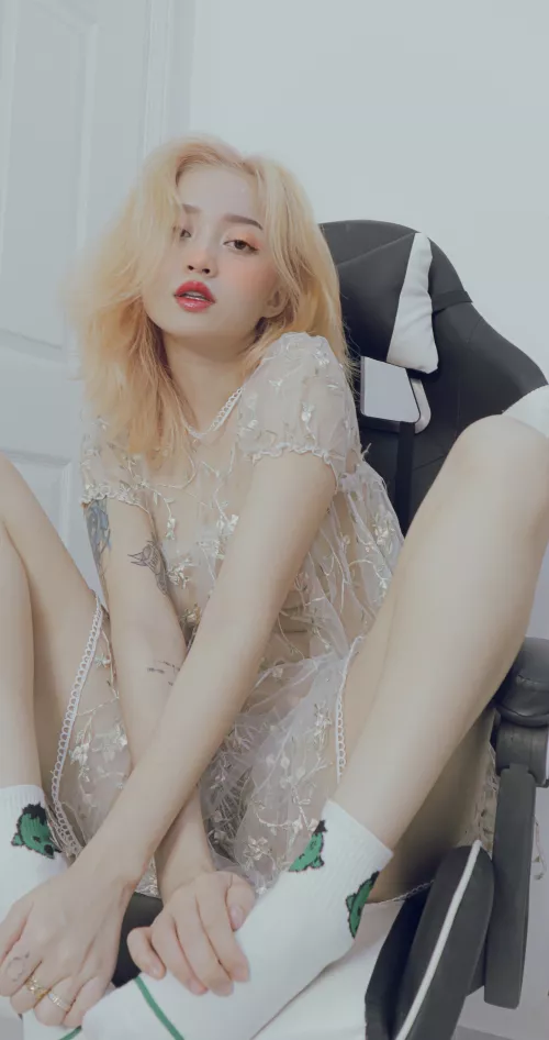 can we cuddle? by HoangThuy_Van