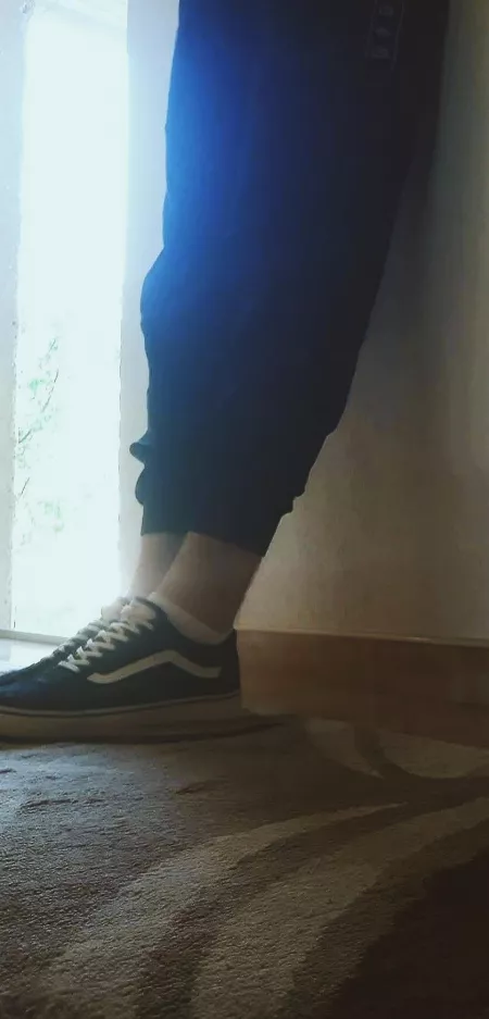 Can we start with my vans ? 😈 by Hana-vansgirl