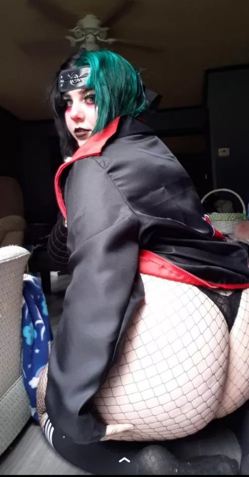 Can we watch anime and cuddle? by Yourwitchygirl