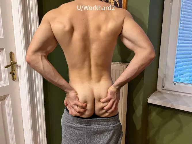 Can you feel the meat!? 😋 by WorkHard2