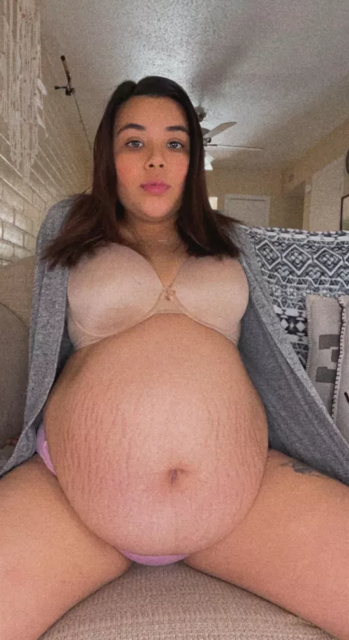 Can you give me the next one ? 💦 by Milkymooon66