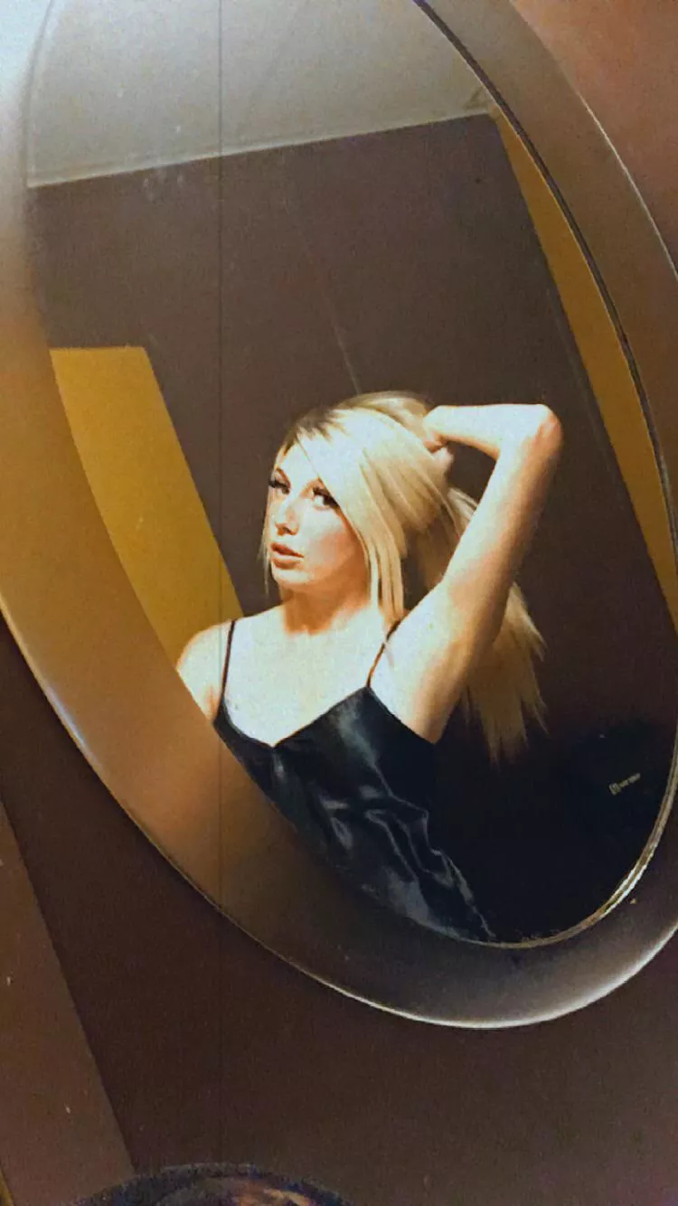 can you guess how fun I am in bed? 💕 posted by tina010101