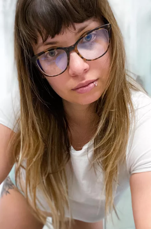 Can you guess my age ? by ibiche