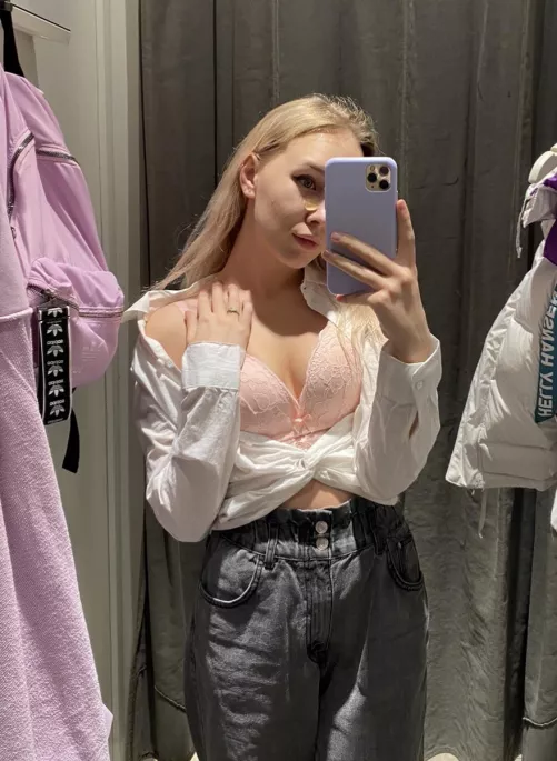 Can you help me undress?🌸 by emilyca1