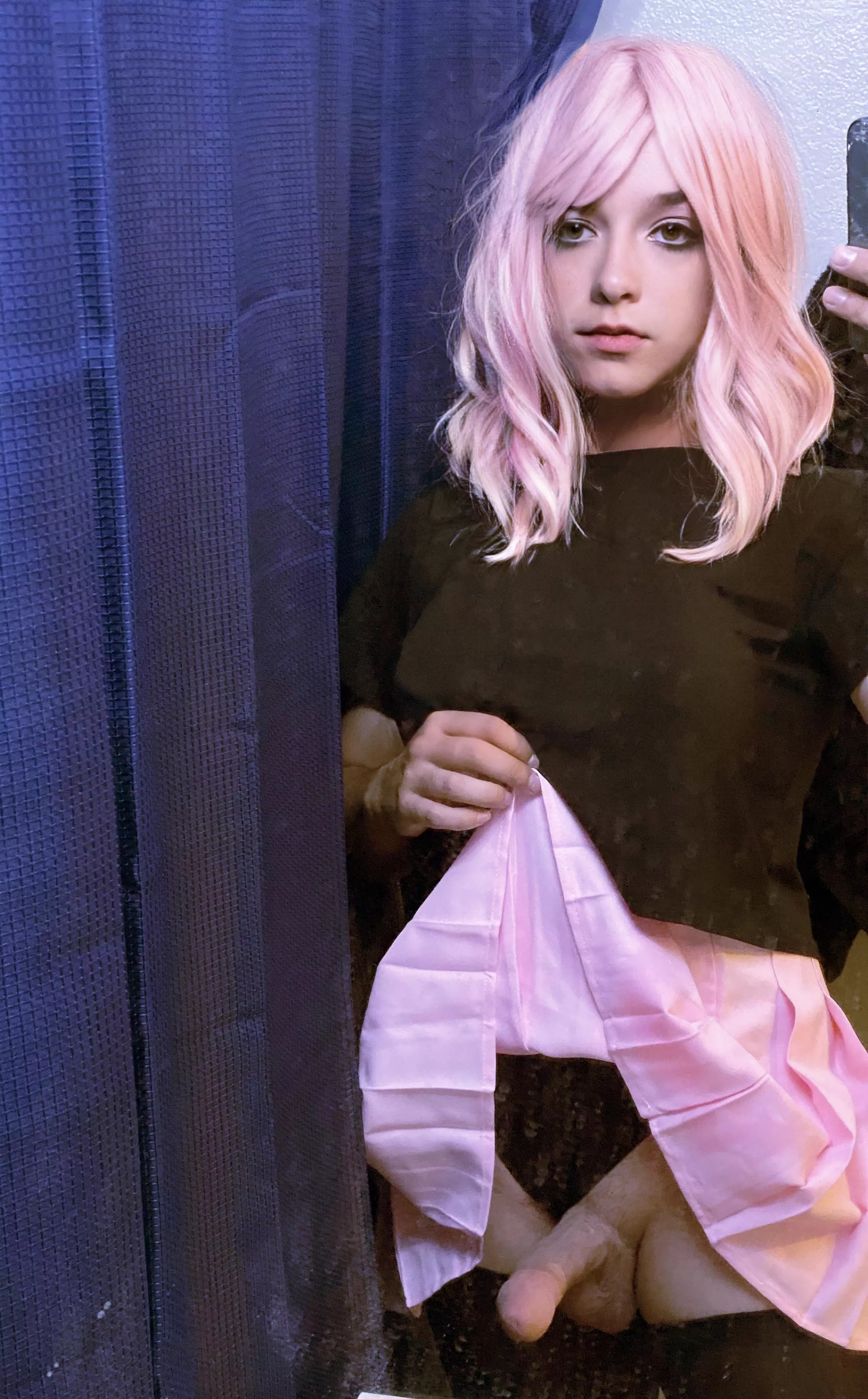 Can you see my nipples? 😅 posted by girlyLiza