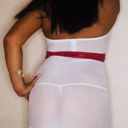 Can you see my panty line ? by kaber1971