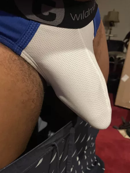 Can you see the veins? by zekedemetri