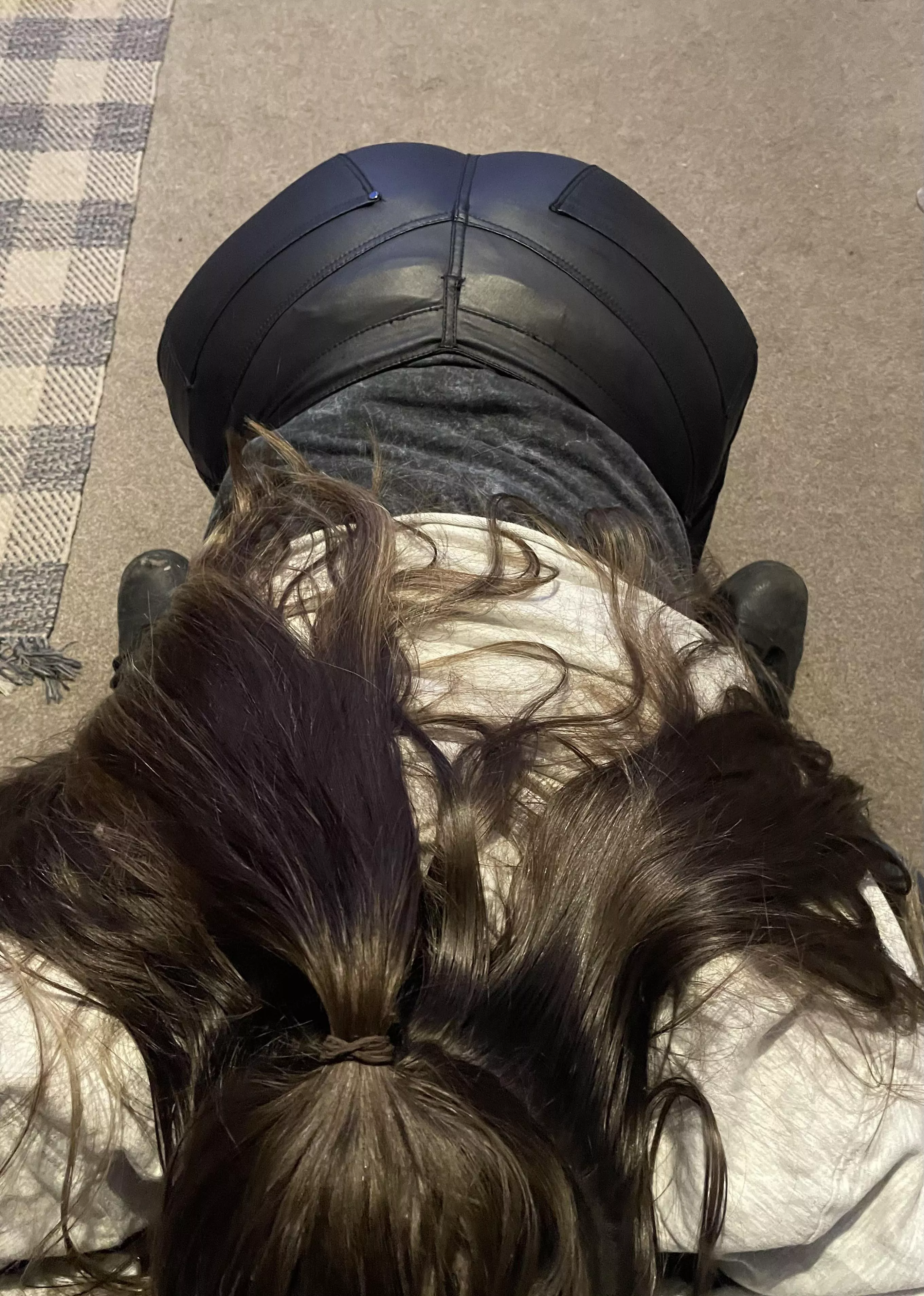 Can you see where my thong is posted by LieFirst881