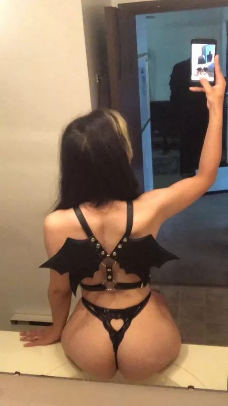 Can you spot the heart? 🖤 by coffinbae