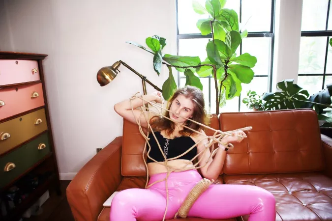 Can you teach me how to tie myself up? by welcome_to_jezebels