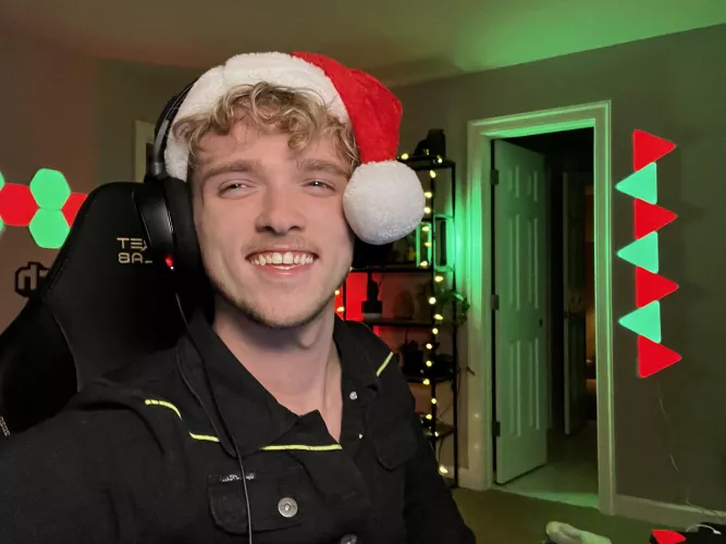 Can you tell I love the holidays? by beastybroo