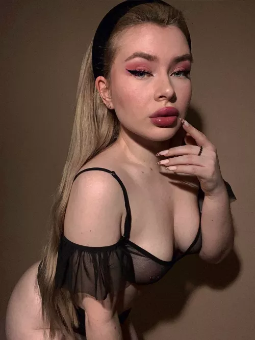 Can you tell if I’m wearing anything underneath? by ReneeGalef