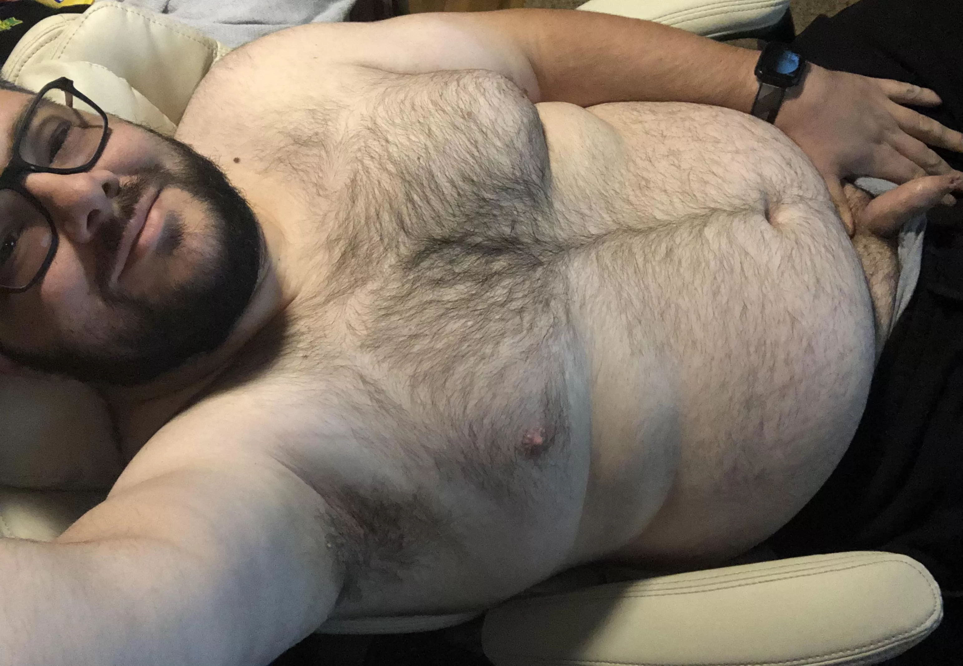 Can you tell I’m cold ;) Warm me up!! posted by bigboyleet