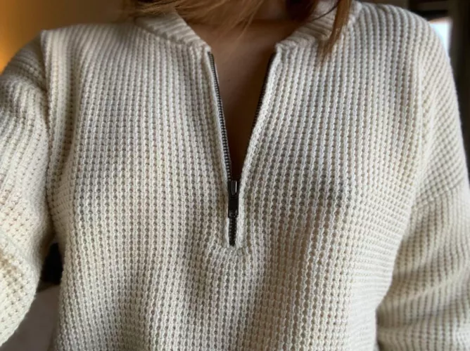 Can you tell I’m not wearing a bra today? by Simple-Maybe4433