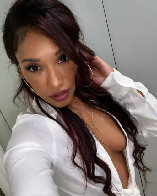 Candice Patton by rikkux2