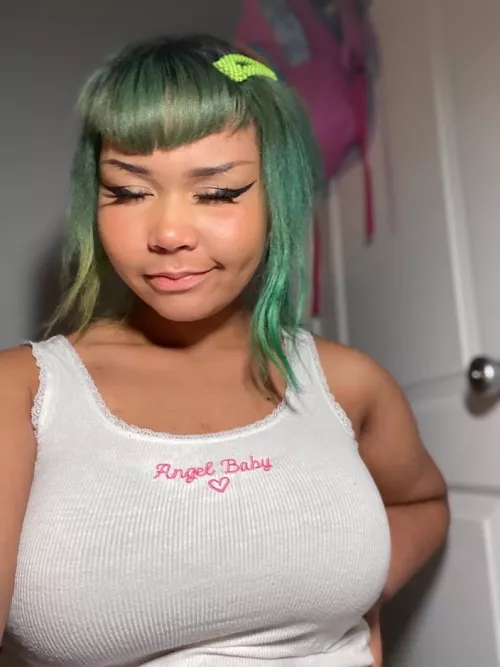 Can’t believe I’m 23 and just now figured out my real bra size…. by trixie_dang