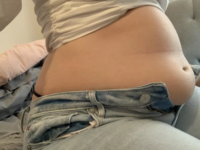 can’t button these pants 🙄 by naturallygaining