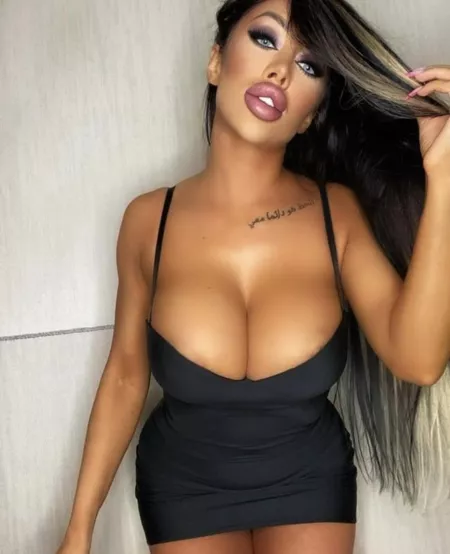 Can’t close, won’t close by Goony_McGoonerface