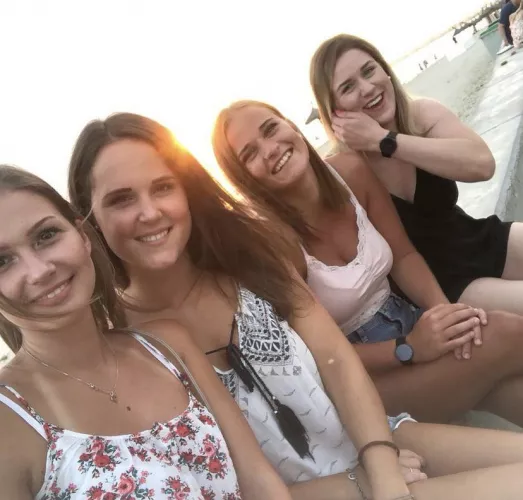 Can't decide [4] by jonas_wego