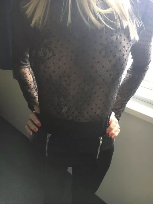 Can‘t go outside with this - they will all look at those ugly zippers 🧐 by OohhTomOohh