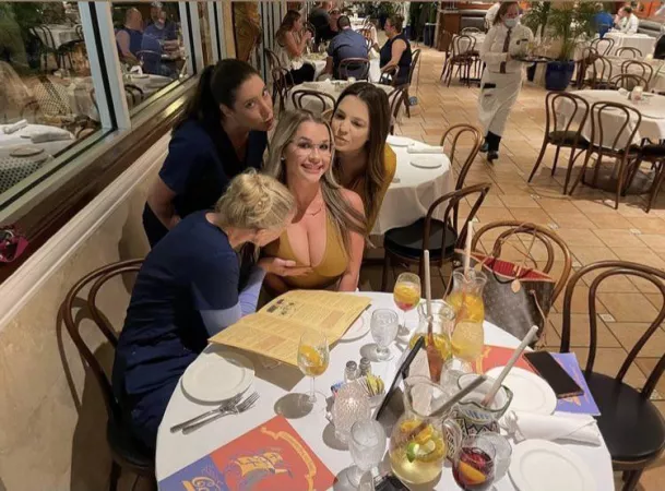 Can’t help themselves by carliengles