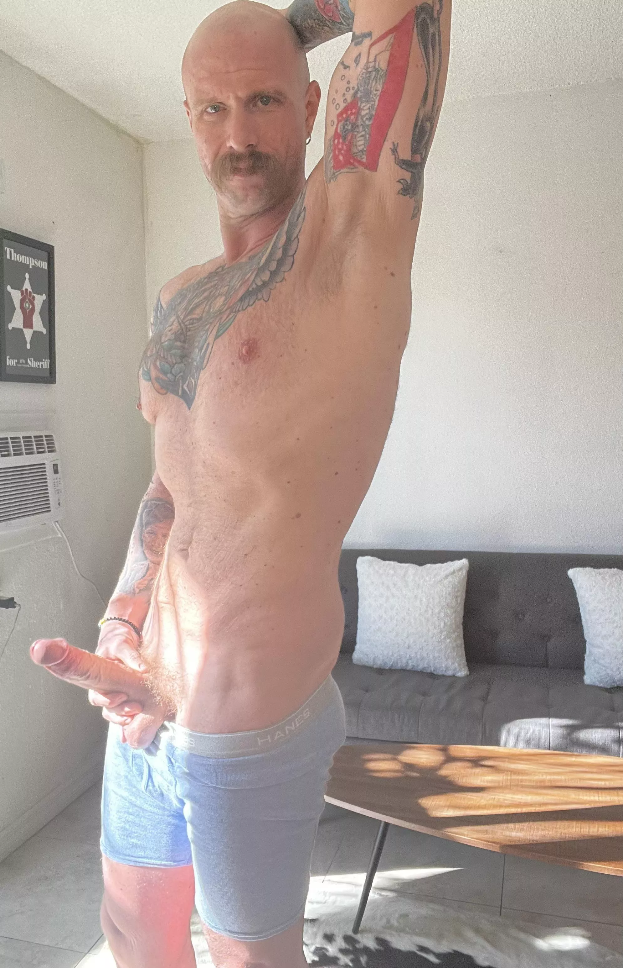 Can’t keep my hands off my cock today posted by HansVonHung