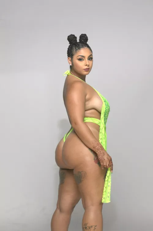 can't nobody see me on this level [oc] by persiabitch