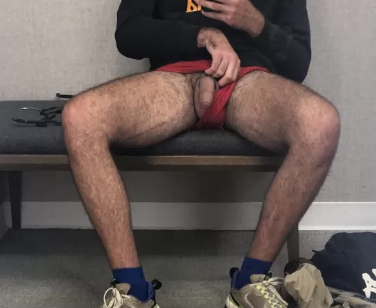 Can’t resist while in a changing room by Goopoofroo