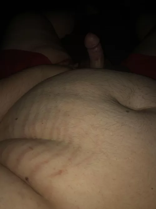 Can’t sleep, keep me company? by FluffyFun22