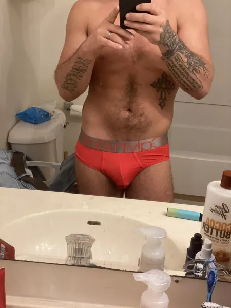 Can’t think of a good post so 🤷🏻‍♂️ by [deleted]