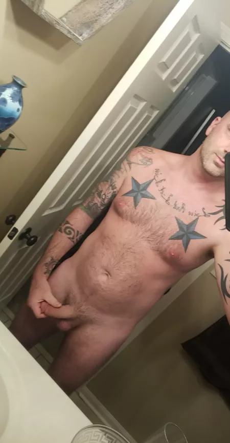 Cant think of a title for this one. Any suggestions? by Berry_Hunter