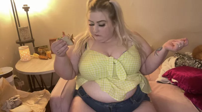 Can’t wait to be stuffed like this again 🐷 needed a good rub by queenivybbw