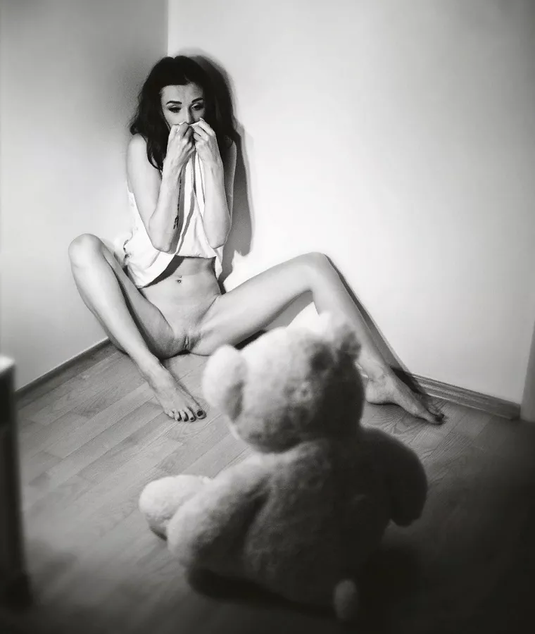 Caption this picture posted by Valmonto