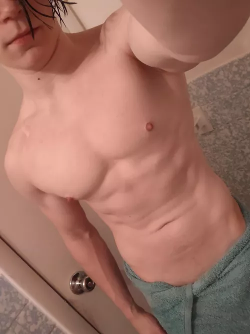 Cardio definitely isn't my thing but keeps the heart healthy 💪 (M) by D_raven98