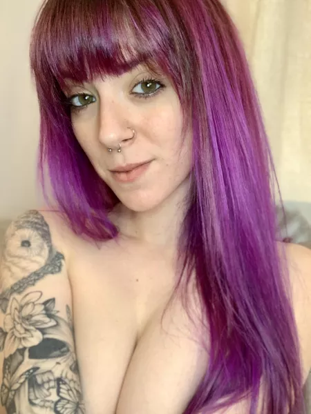 Care To Cover My Natural Goth Face?! 😏💦 (Self) by alyxeclypse