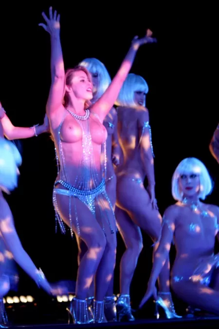 Carmen Electra by snakethefist