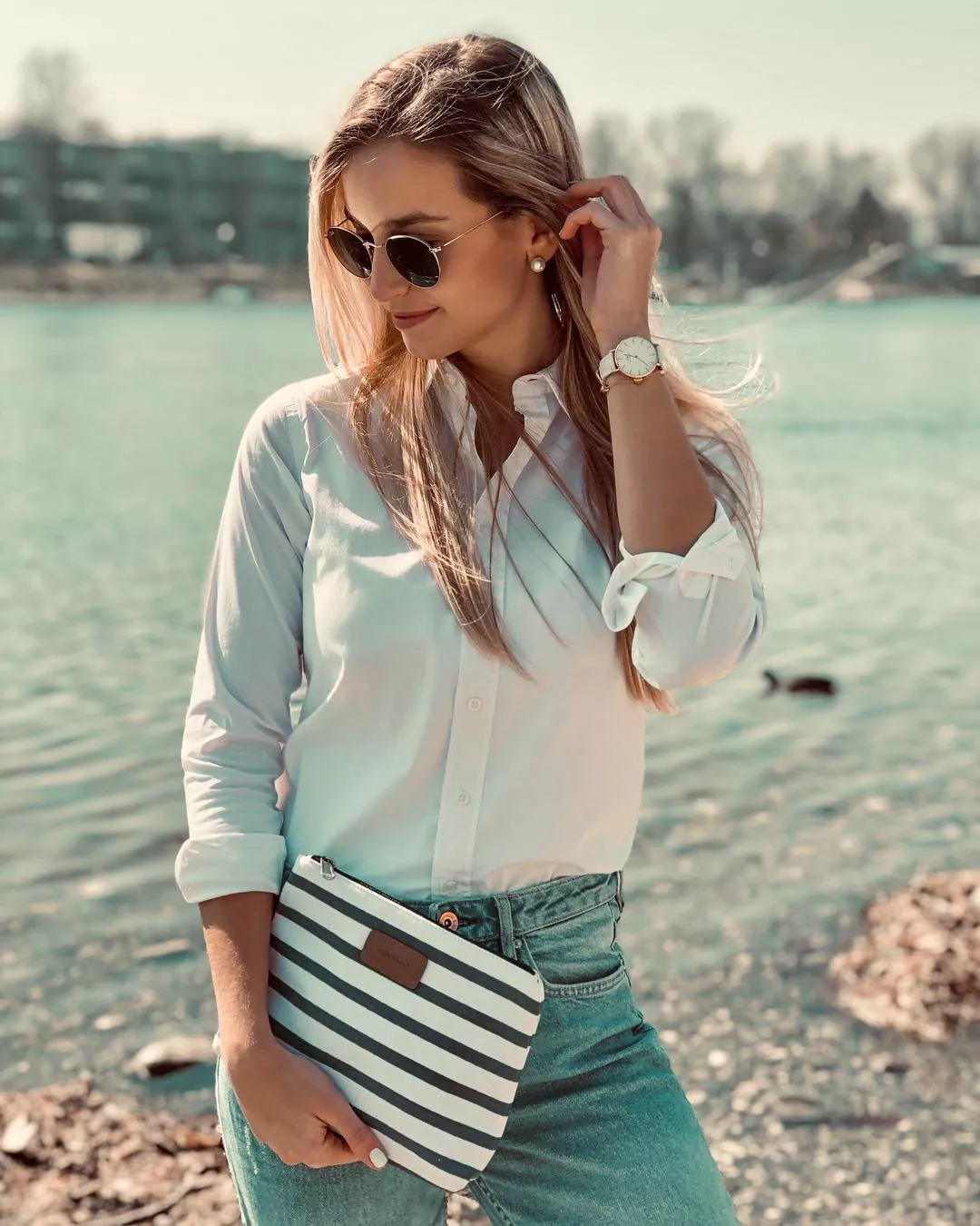 CAROLIN THERESIA posted by BOOOOOOOBIES