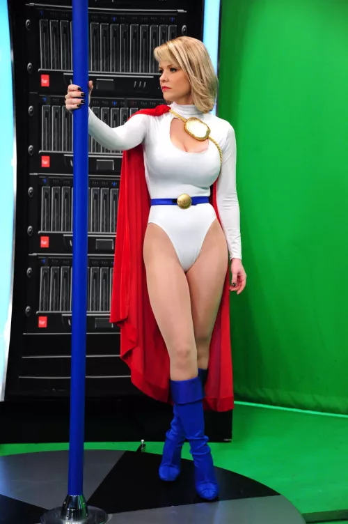 Carrie Keagan by ononothimagen