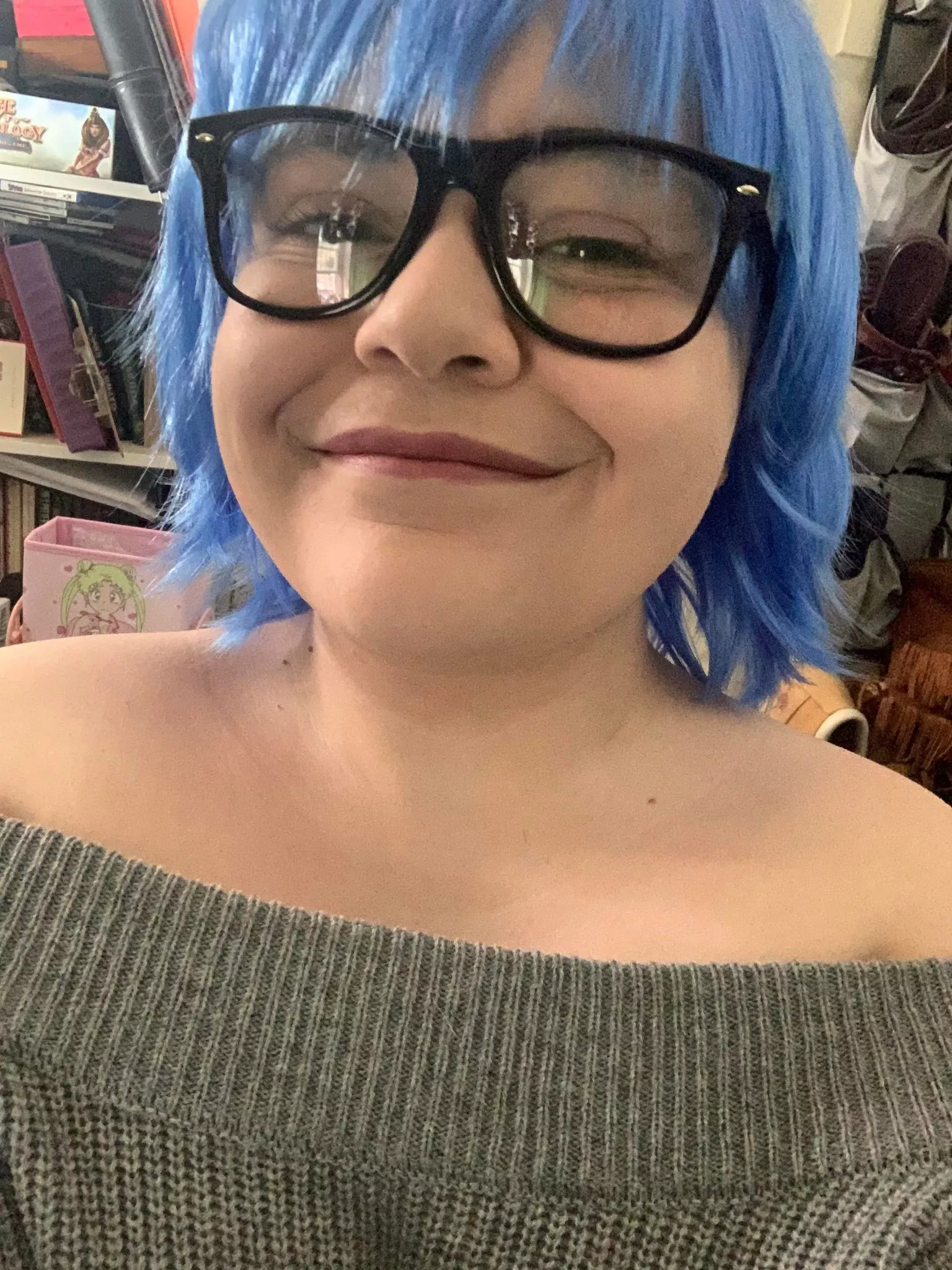 Casual Nikki selfie :) posted by scoobsboob