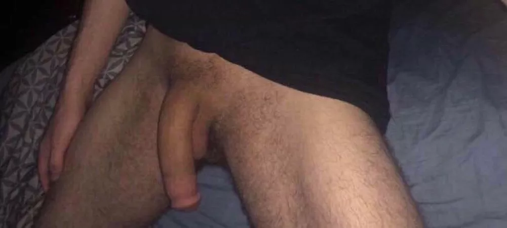 Casual softie 🤷🏻‍♂️ by MojiKosti