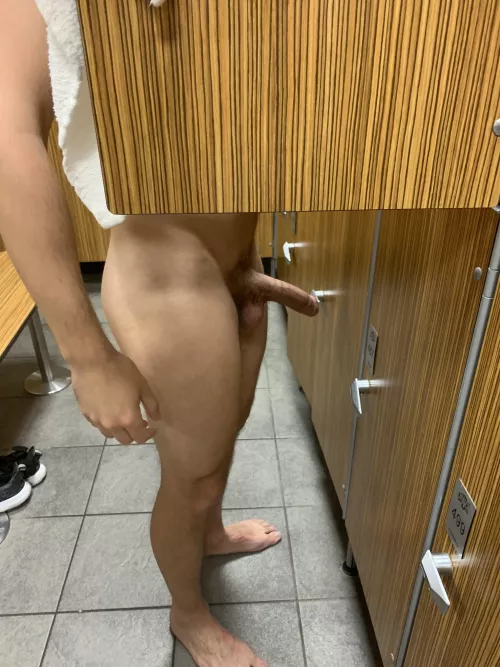 Catch me in the locker room by thisboythistown