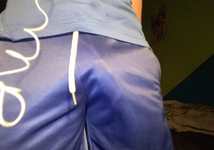 Catch me on the court by benjlair