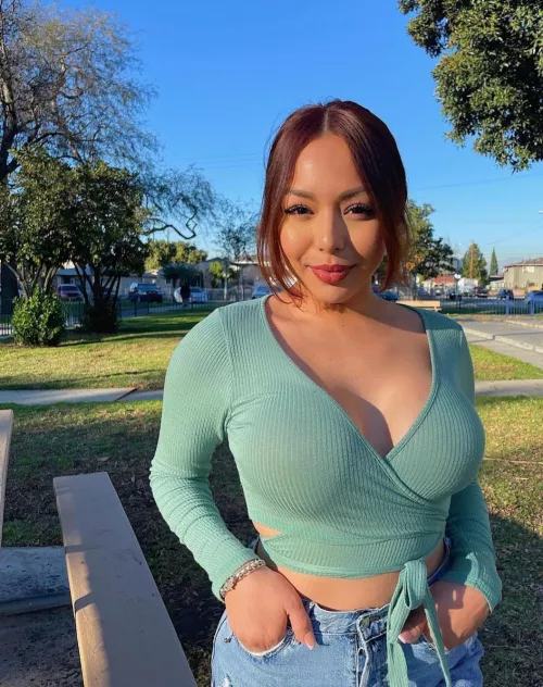 Catching the light by sneakysnapper420