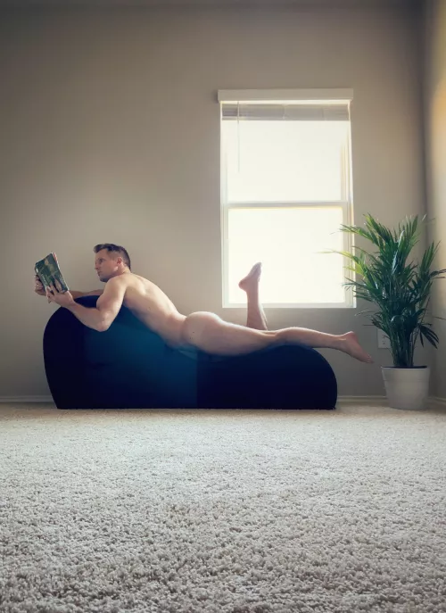 Catching up on some reading [41] by wesleyroberts206