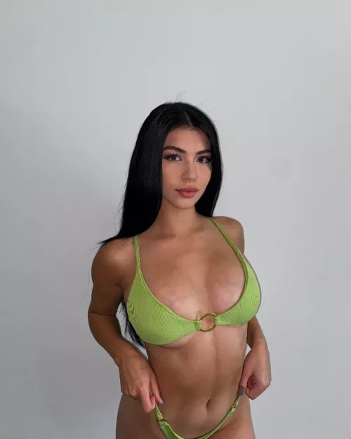 Catherine Nadine (@catherinenadine) [Instagram] by chapkafour